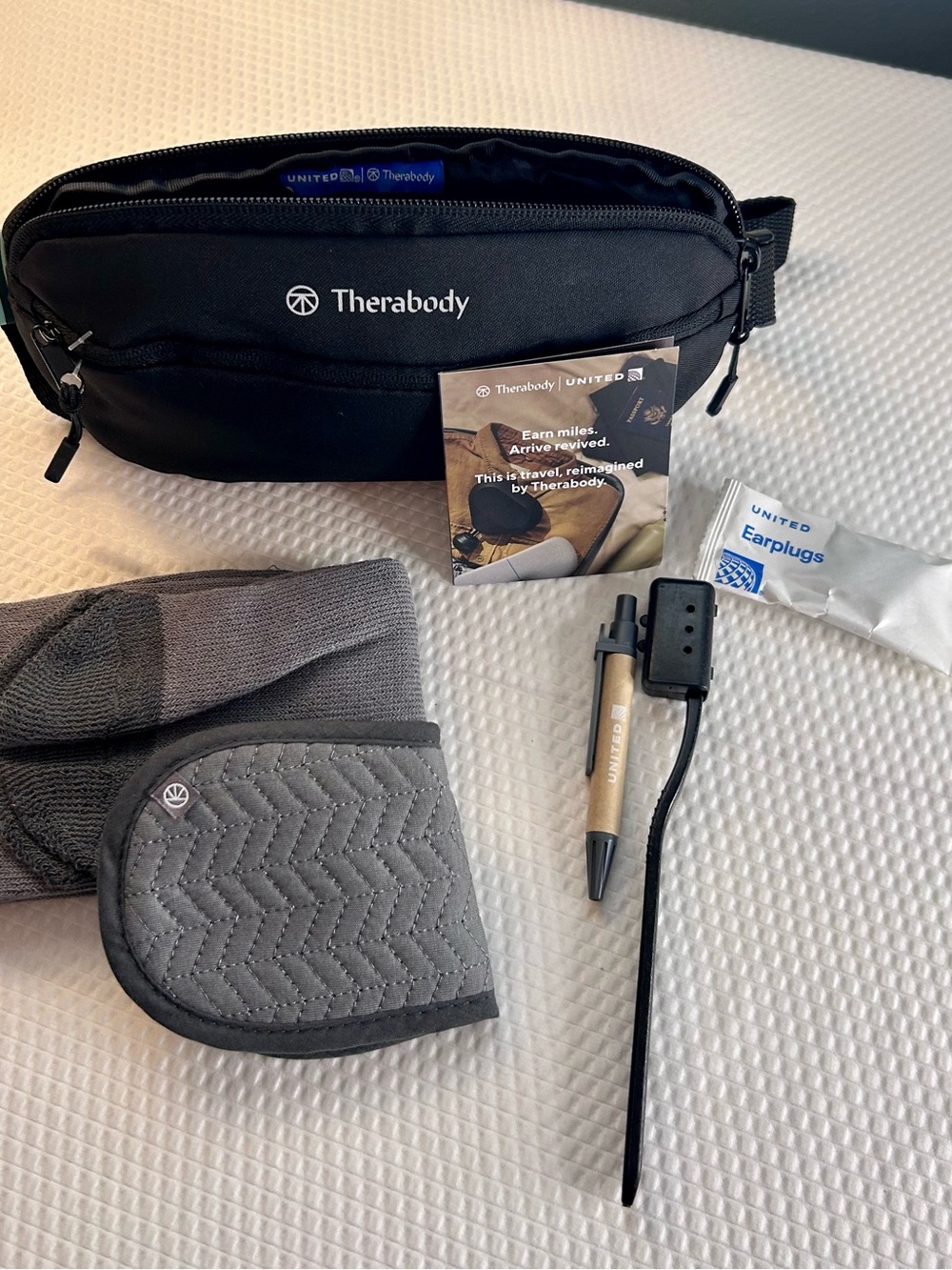 Therabody x United Airlines Business Class Amenity Kit Black Travel Bag